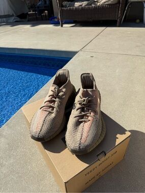 Adidas Yeezy Boost 350 V2 Men's Sneakers - Brown/Tan